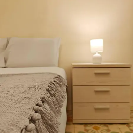 Harbour Lights Apartment *