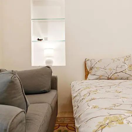 Harbour Lights Apartment