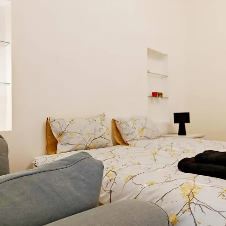 Harbour Lights Apartment *